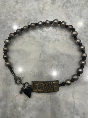 Love Plate - Tahitian Pearls