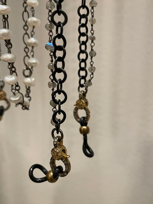 Sunnies Glasses Chains